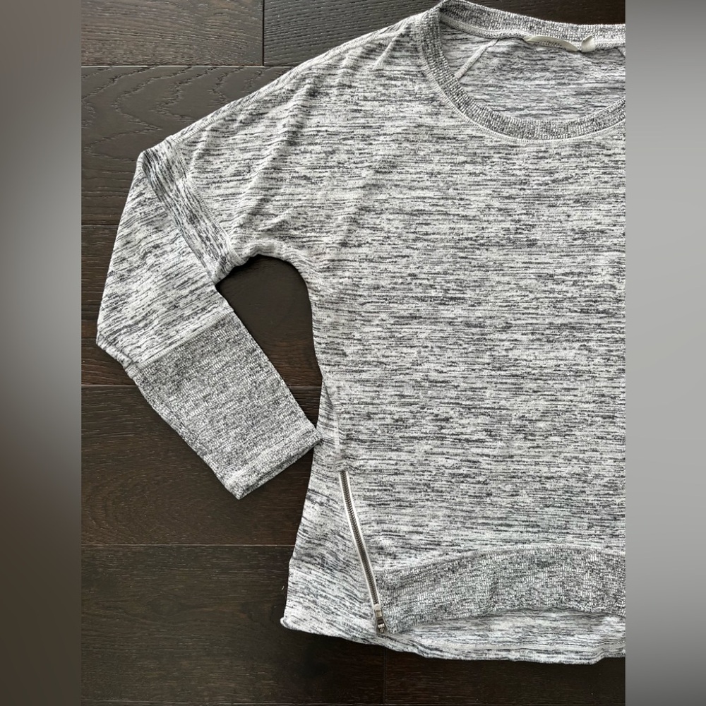 Athleta Gray Jogger Set - Picture 3 of 8